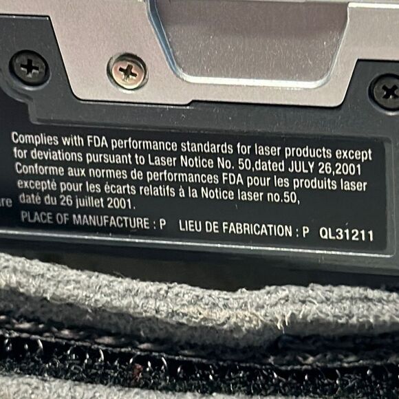 Hitachi DZ-MV730A DVD RAM Camcorder With 16X Optical 240X Digital Zoom - Picture 6 of 9